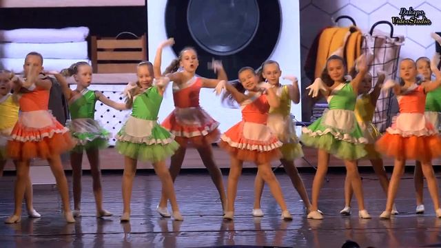 Танцконкурс "ЖЁЛТЫЙ МЕДВЕДЬ" - "Делу время" - ТК "Mенада" Yellowbearfest Минск-2023 смотреть онлайн