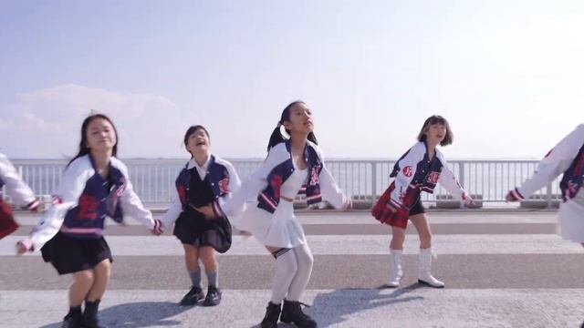 [KPOP IN PUBLIC] IVE - Kitsch Kids One-Take DANCE COVER 커버댄스 カバーダンス смотреть онлайн