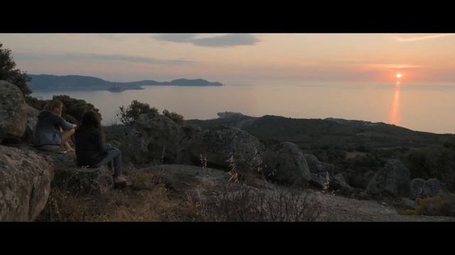 UNE HISTOIRE D'AMOUR Bande Annonce VF (2023, Drame) Juliette Delacroix, Marica Soyer смотреть онлайн