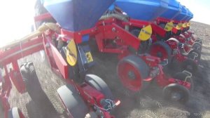 Сев подсолнечника 2018.Сеялка ТСМ-8000 от "Техника Сервис"