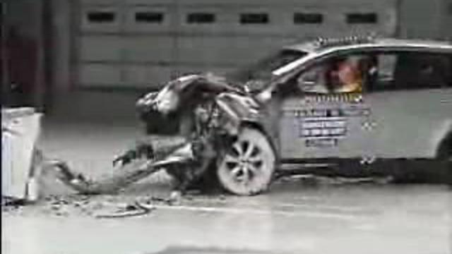 Crash-test - Subaru B9 Tribeca смотреть онлайн