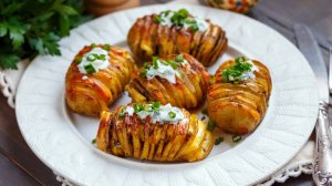 🥔 Картошка-гармошка с сыром в духовке — рецепт вкусного летнего блюда без мяса