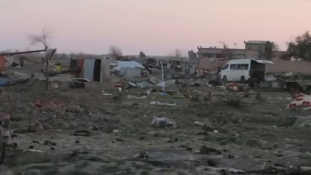 Last IS stronghold ravaged by bombing смотреть онлайн