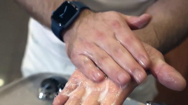 Использование Расчески Majestic в салоне красоты Dessange смотреть онлайн