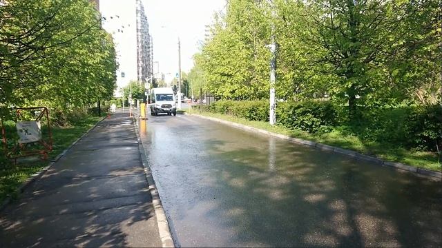 Знаки, лежачий полицейский, парковка, шлагбаум - сюжет для моих комментаторов смотреть онлайн