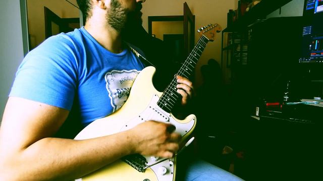 Oye Como Va - Santana Guitar Improvisation w/ Fender Stratocaster HSS California смотреть онлайн