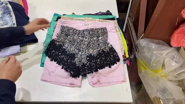 It-SIT 2 PANTALONCINI DONNA CR+SUPER (Шорты женские) | SRS HOLDING | купить секондхенд оптом | смотреть онлайн