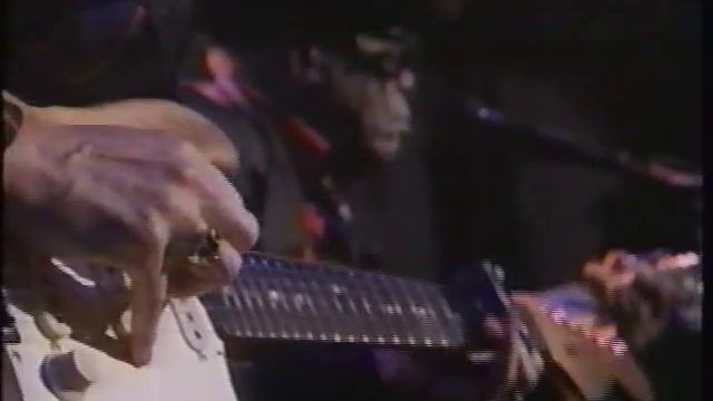Bonnie Raitt, John Lee Hooker 'In The Mood' live from Santa Barbara 1994 concert performance смотреть онлайн