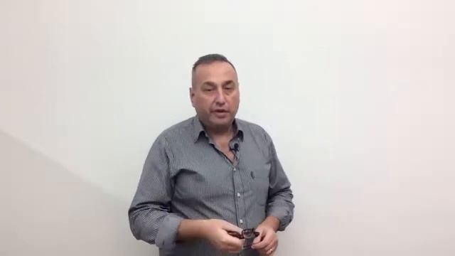 Если мужчина не звонит, звонить ли мужчине самой? Психология мужчин. смотреть онлайн