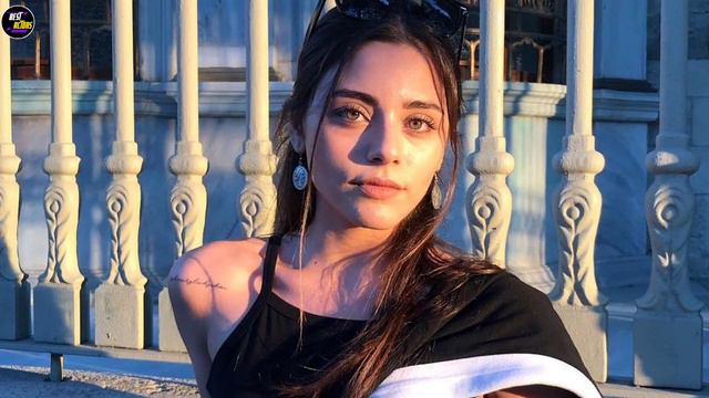 Who is Sıla Turkoglu, famous for her Legacy TV series? смотреть онлайн