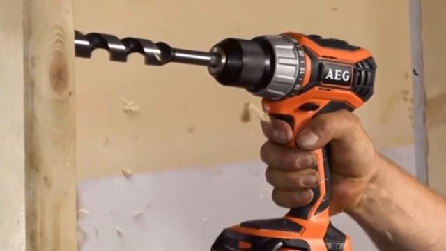 Ваша экономия 3246 рублей на покупке аккумуляторной дрели шуруповерта AEG Compact BS18C2 LI-202C смотреть онлайн