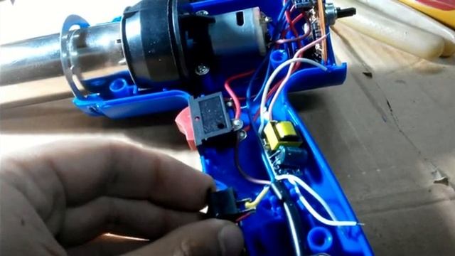 Продлеваем срок службы строительного фена. Доработка промышленного фена своими руками. смотреть онлайн