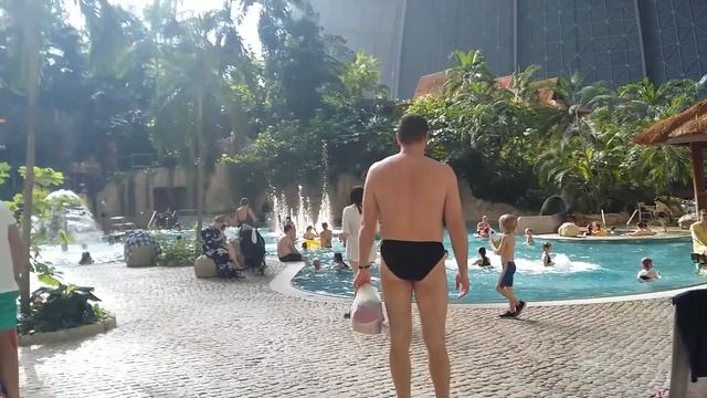 Аквапарк Tropical Islands.Маленький город под куполом.Германия. Март.2018 смотреть онлайн