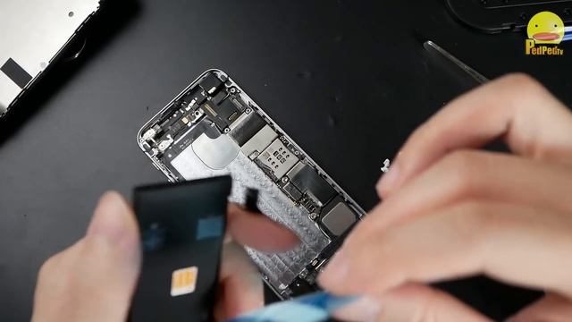ซ่อมจอไอแพด เปลี่ยนแบตโฟน ( iPad Air1 iPhone SE 1, 4s) - PedPed TV смотреть онлайн