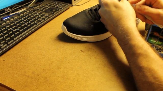 How to Remove Black Checkpoint Security Tags if the Store Forgot to Remove Them смотреть онлайн