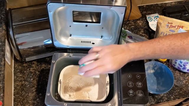 Using my KBS bread maker: Baking Gluten free bread - Try 2 video (fail) смотреть онлайн