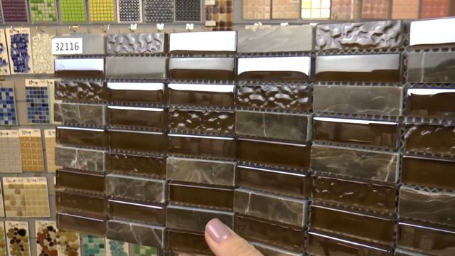 Коричневая мозаика из стекла и мрамора смотреть онлайн