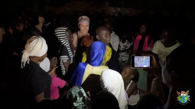 Pedaleando Gambia III: de verbena por Bintang Bolong смотреть онлайн