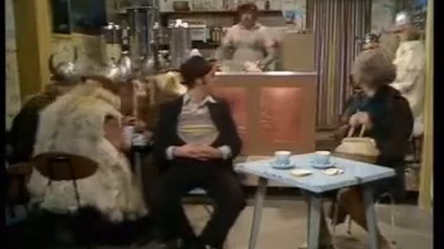 Monty Python - Spam смотреть онлайн