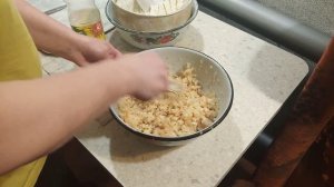 ??? . Домашние  пельмени  с  ......   квашенной  капустой .