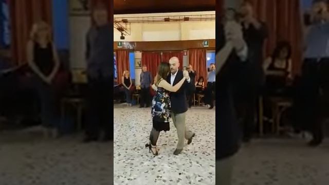 "Patadita" de la mujer - Nancy Fernando Tango смотреть онлайн