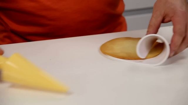 Set for making ice cream cones and cups DELLA CASSA смотреть онлайн