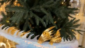 НОВЫЙ ГОД через 24 ЧАСА! УКРАШЕМ ДОМ и СТАВИМ ЁЛКУ! 1 ПРАЗДНИК БЕЗДОМНЫХ КОТЯТ! РЕАКЦИЯ КОШКИ МУРКИ