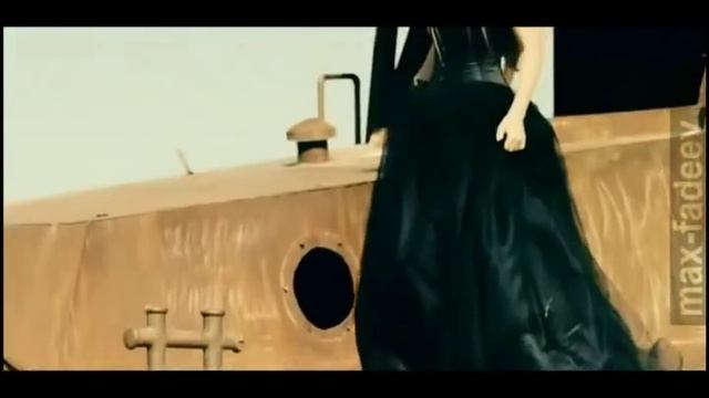 Т9 Feat. Yulya Savicheva - Korabli