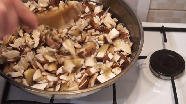 Гречневая каша с белыми грибами. Белые грибы 2019. Еда на работу смотреть онлайн