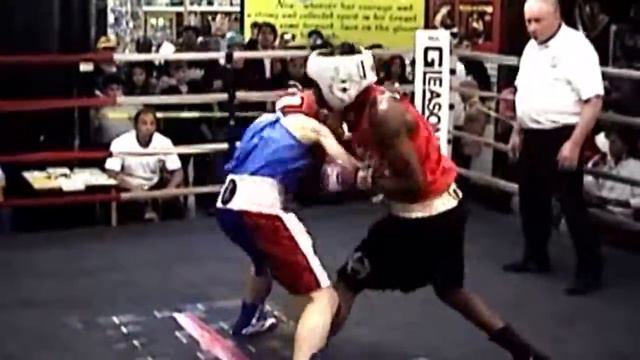 RICHARDSON HITCHINS / JOSUE VARGAS : BOXING @ GLEASON'S GYM 04/07/12 : 3 rounds смотреть онлайн