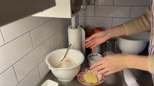 ДЕКАБРЬСКИЙ ВЛОГ: РОЖДЕСТВЕНСКАЯ ЯРМАРКА! ПРАЗДНИЧНОЕ ВДОХНОВЕНИЕ! ГОТОВИМ ВКУСНЕЙШИЕ СИННАБОНЫ! смотреть онлайн