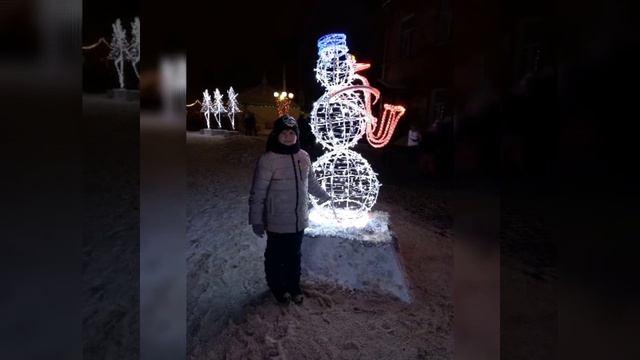 Песня новый год по сугробам идёт .новогодний город. смотреть онлайн