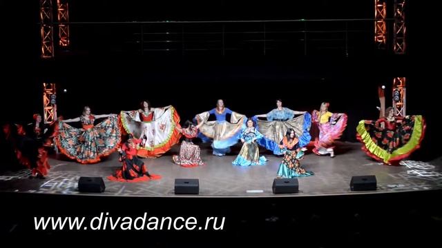 Прихаяпэ. Цыганский народный танец от Divadance смотреть онлайн