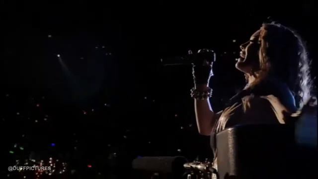 Hilary Duff - Come Clean [Live at Gibson Amphiteather 2007] смотреть онлайн