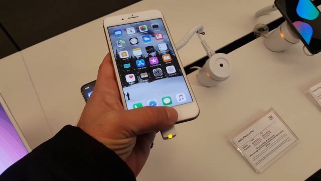 Смартфон iPhone X (iPhone 10) смотреть онлайн