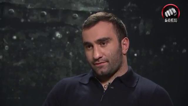 Мурат Гассиев-цель побитьУсика и потом стать абсолютным чемпионом в супер тяжелом весе! смотреть онлайн