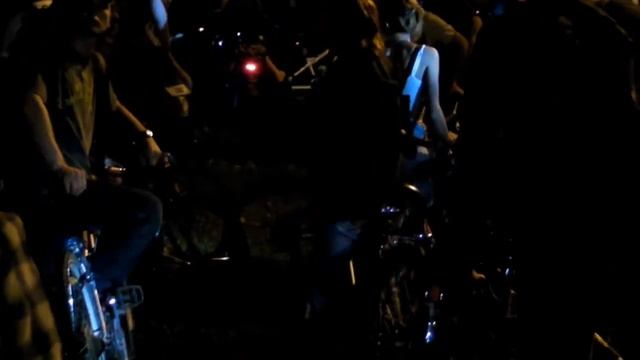 Ночной велозаезд смотреть онлайн