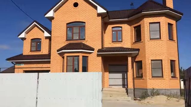 Собственник. Продам дом 392.8 м² на участке 10.1 сот. в Волгодонске; 8(928)149-23-27 Валентина смотреть онлайн