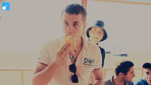 как нужно есть банан смотреть онлайн