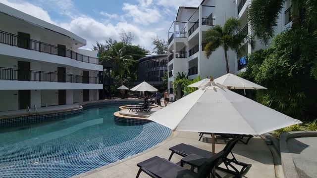 Destination Resorts Phuket Karon beach | Прямо через дорогу от моря смотреть онлайн