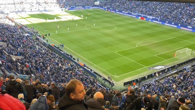 The Six Goal Thriller - Schalke 04 v SC Paderborn 07 смотреть онлайн