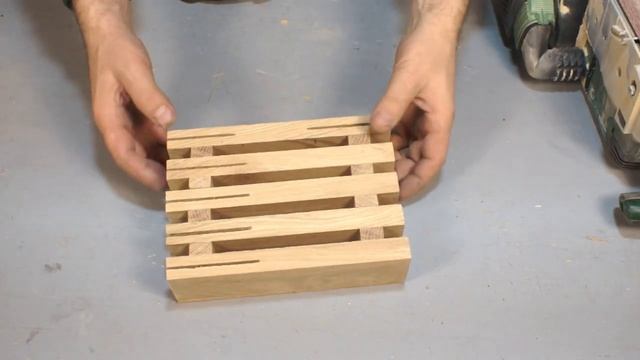 Изготовление простого держателя для ножей из обрезков смотреть онлайн