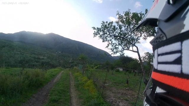 Sicily Tour Yamaha XT660X Enduro смотреть онлайн