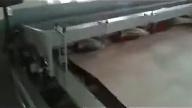 Видео работы лущильного станка для обработки шпона смотреть онлайн