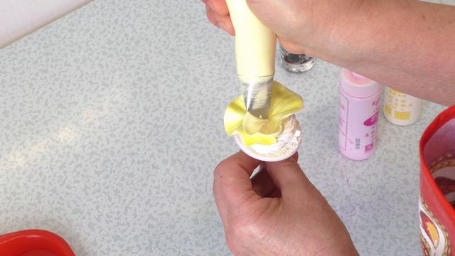 Тортик с Анютками(крем БЗК). /Cake with Pansies(protein custard). смотреть онлайн