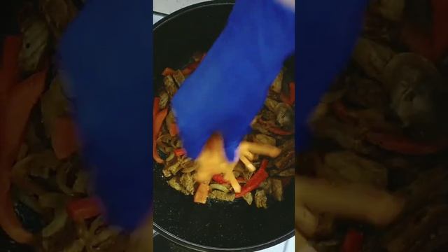 Мясо с грибами #грибы #спагетти #манты #кабачкирецепты смотреть онлайн