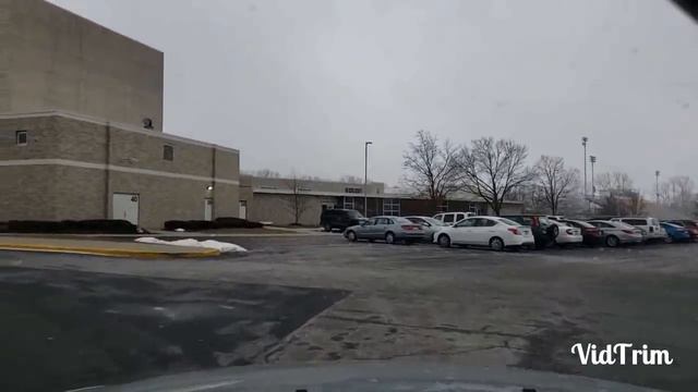 СРЕДНЕЕ  ОБРАЗОВАНИЕ  В  США.