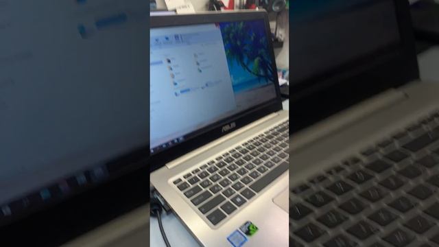 Ноутбук Асус 2043 смотреть онлайн