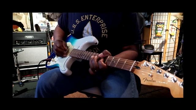 Fender Stratocaster Player Plus Edition Electric Guitar (REPRISE) смотреть онлайн
