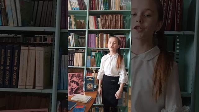 Страна читающая - Диана Абдульманова читает произведение М. И. Цветаевой «Мама на даче» смотреть онлайн